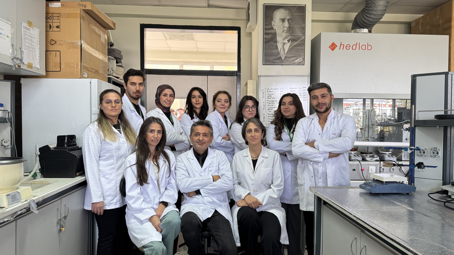 Aksaray Üniversitesi’nde antibiyotiğe dirençli  bakterilere karşı nanomalzeme geliştirilecek